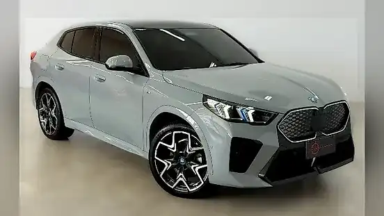 Foto de um bmw ix2