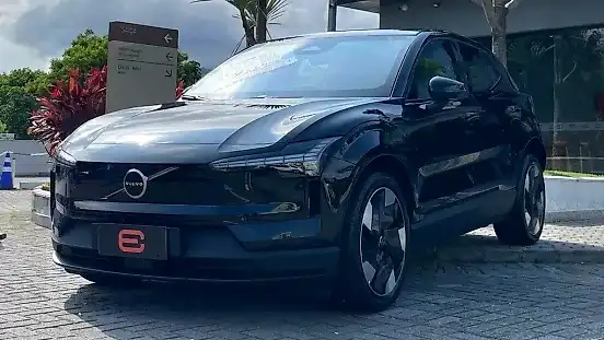 Foto de um volvo ex30