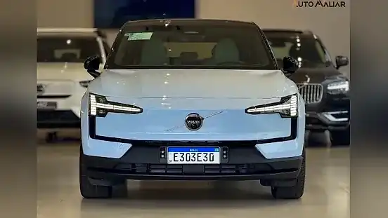 Foto de um volvo ex30