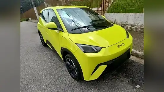 Foto de um byd dolphin mini