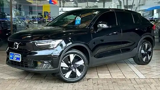 Foto de um volvo c40 recharge
