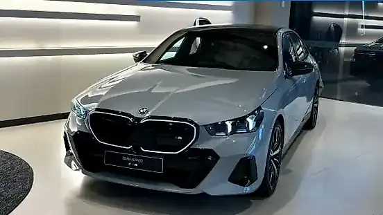 Foto de um bmw i5 m60