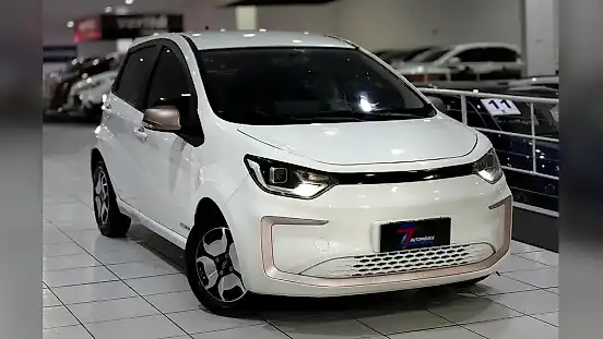 Foto de um jac e-js1