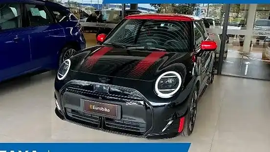 Foto de um mini cooper se