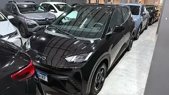 Foto de um byd dolphin mini