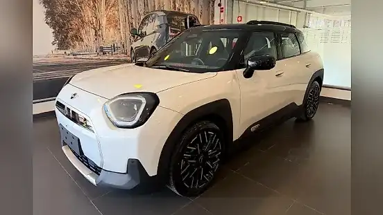 Foto de um mini aceman