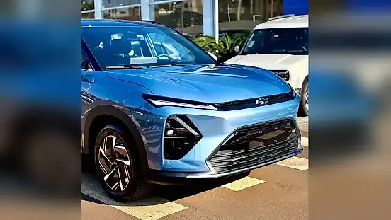 Foto de um chevrolet captiva ev