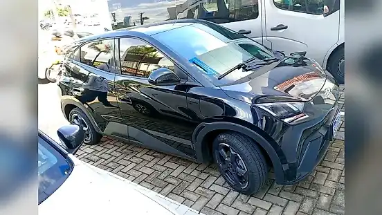 Foto de um byd dolphin mini