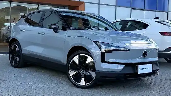 Foto de um volvo ex30
