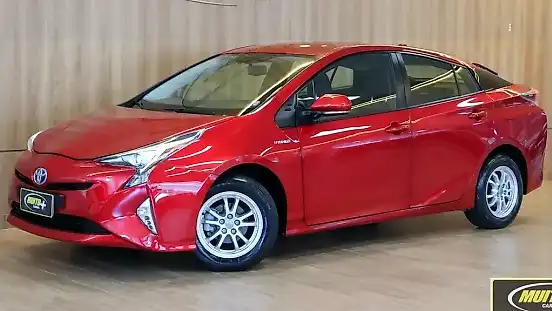 Foto de um toyota prius gen-4