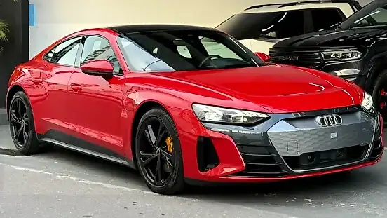 Foto de um audi e-tron s sportback
