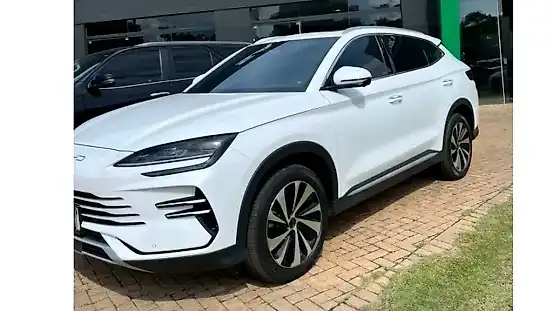 Foto de um byd song plus