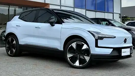 Foto de um volvo ex30