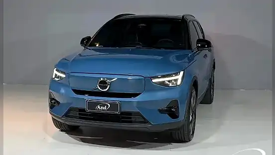 Foto de um volvo xc40 recharge