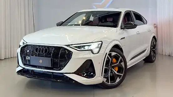 Foto de um audi e-tron s sportback