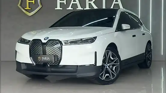 Foto de um bmw ix