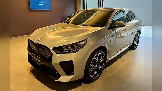 Foto de um bmw ix