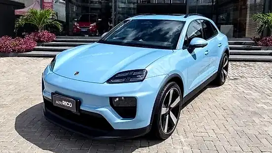 Foto de um porsche macan