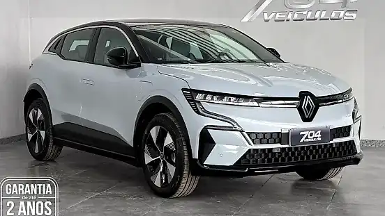 Foto de um renault megane e-tech electric