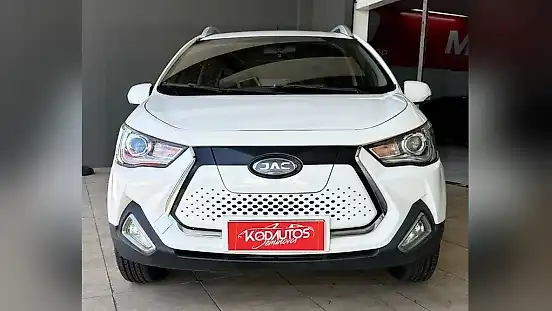 Foto de um jac iev20