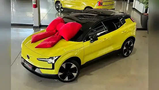 Foto de um volvo ex30