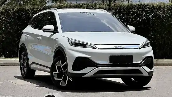 Foto de um byd yuan plus