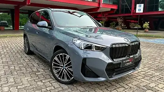 Foto de um bmw ix1