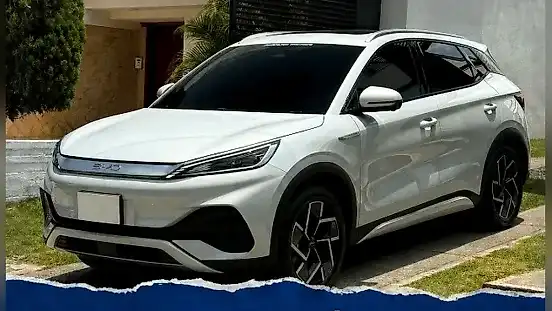 Foto de um byd yuan plus