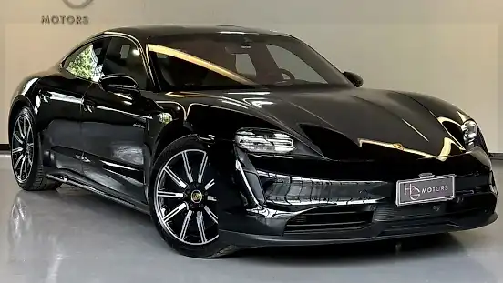 Foto de um porsche taycan
