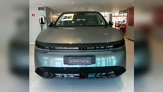 Foto de um zeekr 7x
