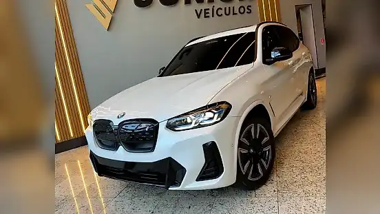 Foto de um bmw ix3