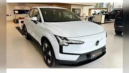 Foto de um volvo ex30