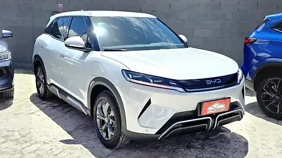 Foto de um byd yuan pro