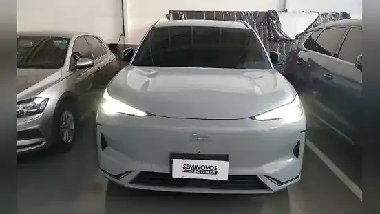 Foto de um geely ex5