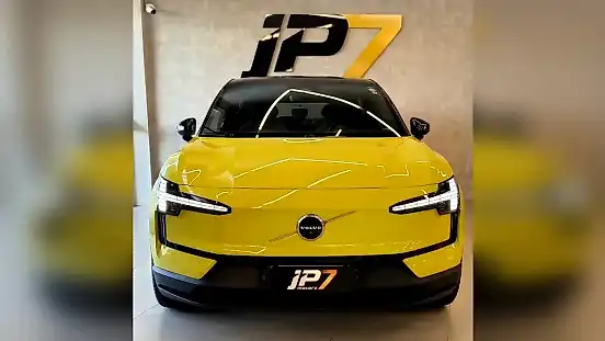 Foto de um volvo ex30