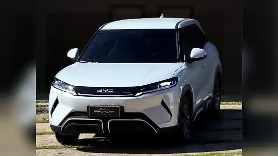 Foto de um byd yuan pro
