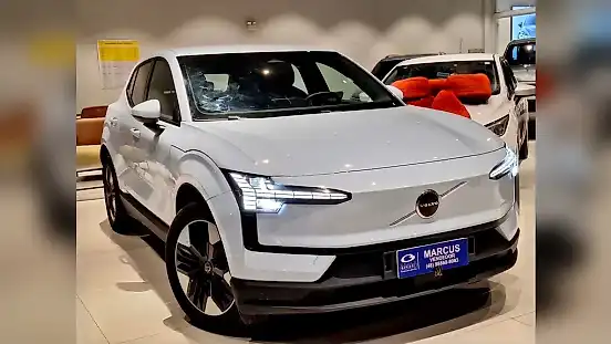 Foto de um volvo ex30