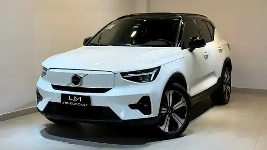 Foto de um volvo xc40 recharge