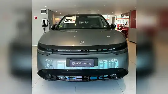 Foto de um zeekr 7x
