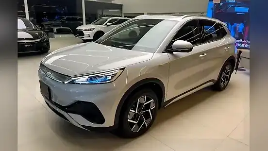 Foto de um byd yuan plus