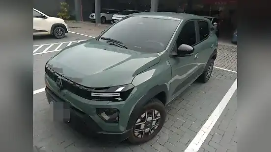Foto de um renault kwid e-tech electric
