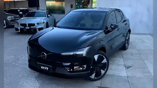 Foto de um volvo ex30