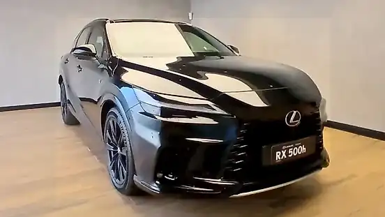 Foto de um lexus ux 300e