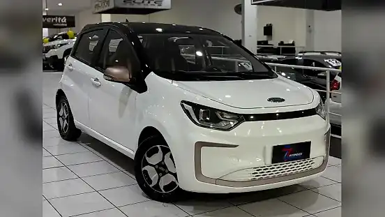 Foto de um jac e-js1