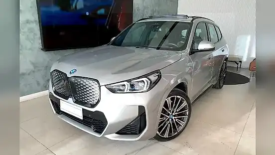 Foto de um bmw ix1