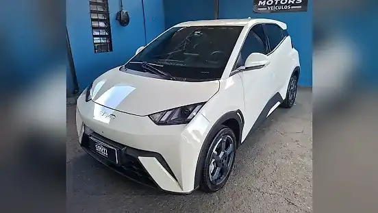 Foto de um byd dolphin mini
