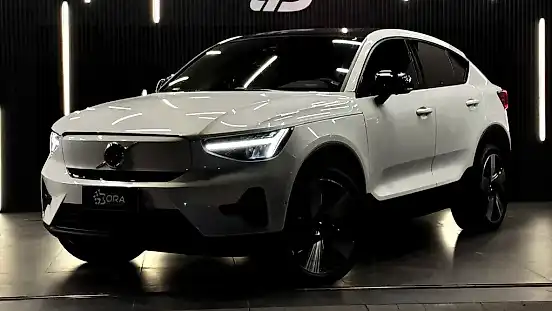Foto de um volvo ex40