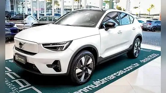 Foto de um volvo c40 recharge
