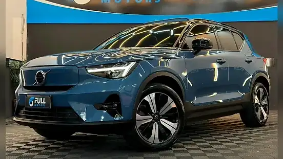 Foto de um volvo xc40 recharge
