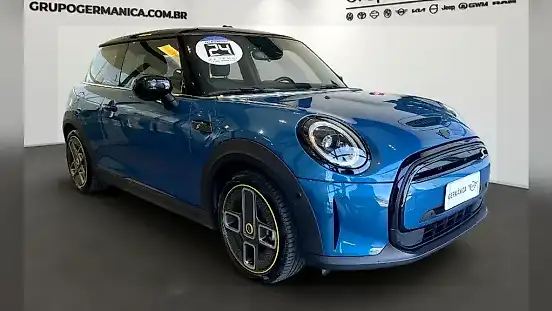 Foto de um mini cooper se